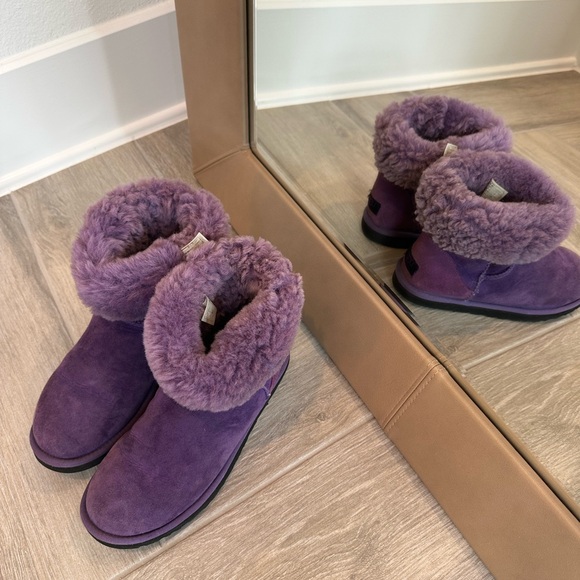 UGG Purple Ankle Boots with Plush Lining - Picture 2 of 6